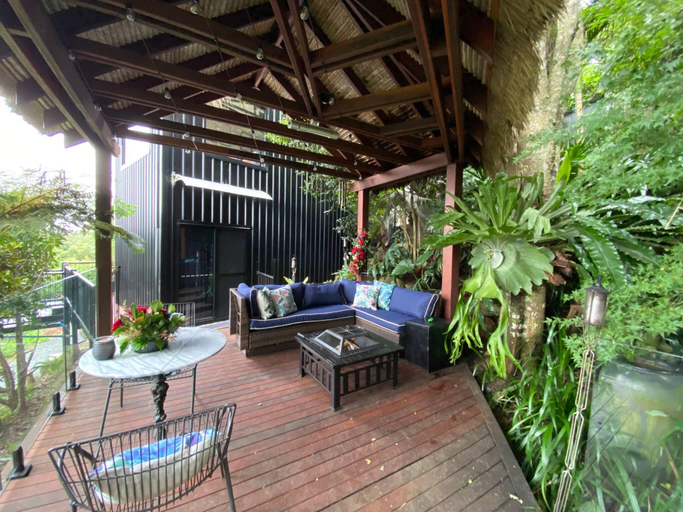 Garden, Cabane Tiny Tree House, Tamborine Mountain