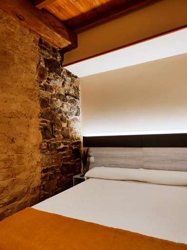 5, Hostal Restaurante LA SENDA, León