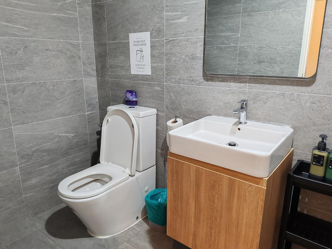 Bathroom 3, Pavillion Bukit Jalil Walk 2 mins Studio 2-4 Pax, Kuala Lumpur