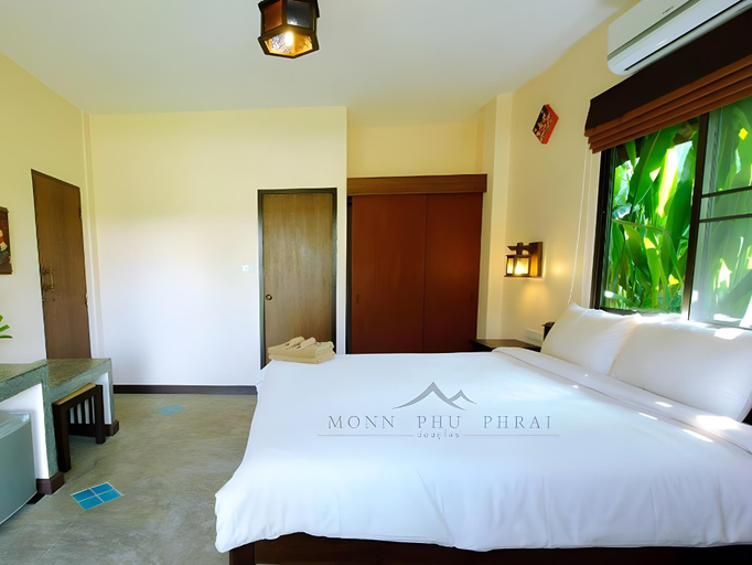 Bedroom 2, Monn Phu Phrai, Doi Saket