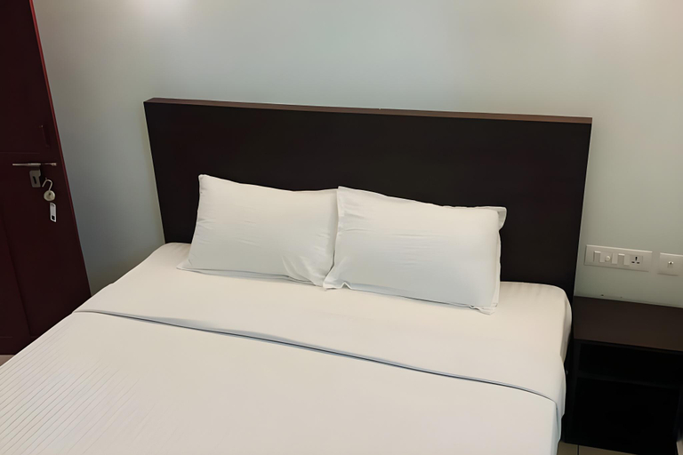 Others 4, Apsara Residency, Malappuram