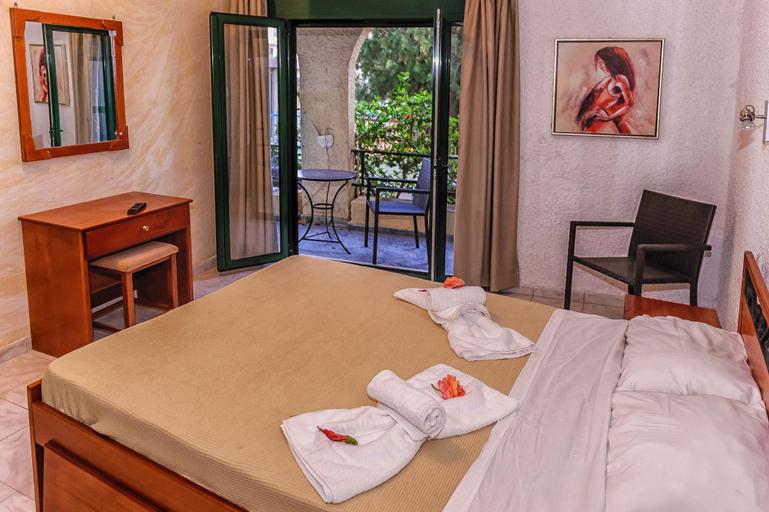 Bedroom 2, Erofili Apartments, Crete