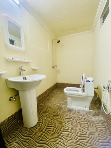 Bathroom 2, Royal Enclave Hotel by Royal, Lahore