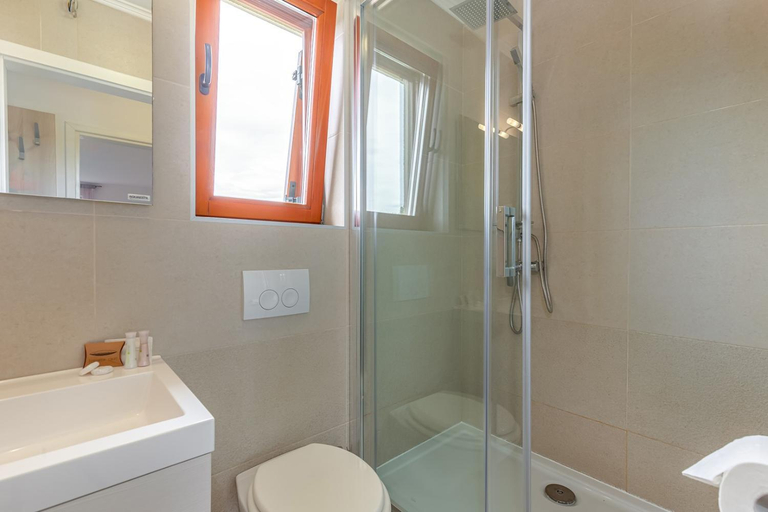 Bathroom 2, Apartments Mike, Malinska-Dubašnica