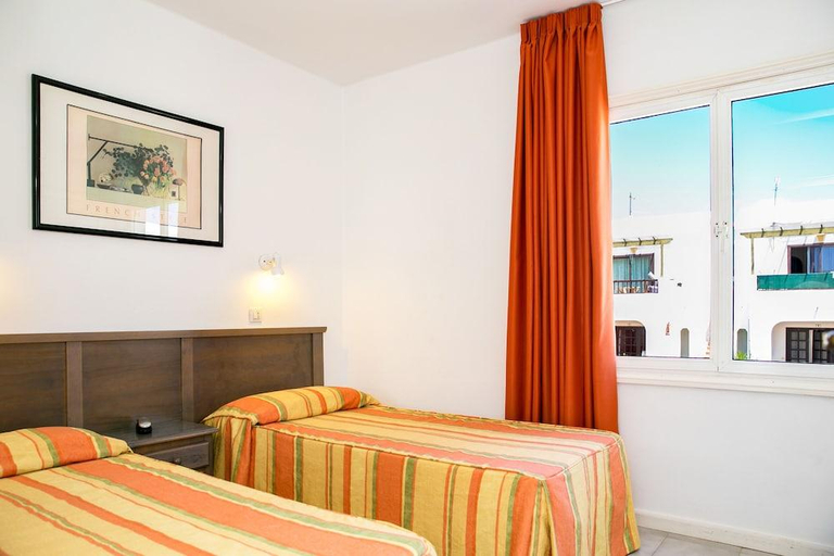 Bedroom 3, Apartamentos LIVVO Oasis, Las Palmas