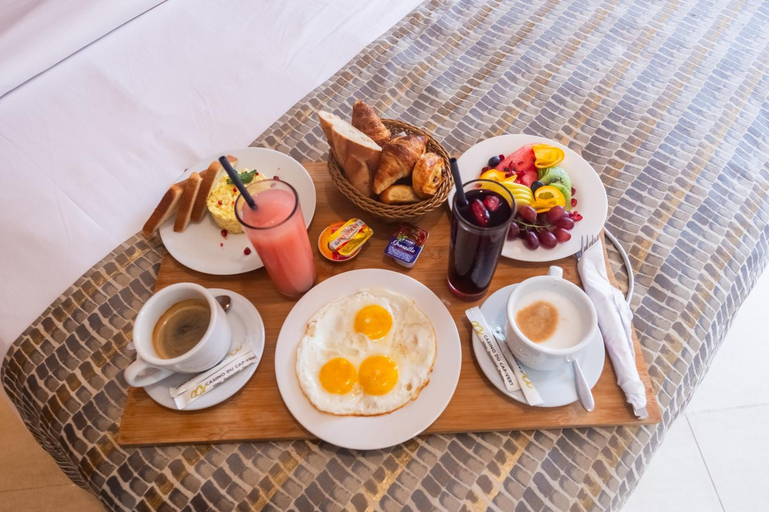 Food & Drinks 5, Airport Hotel Dakar, Dakar