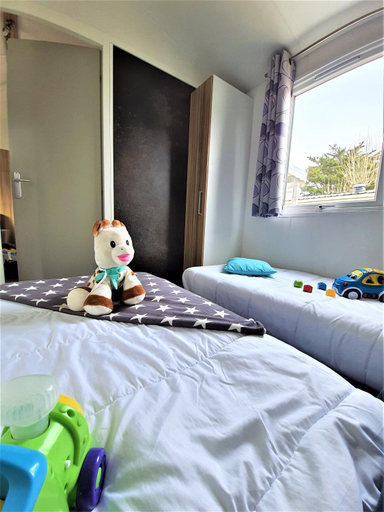 Bedroom 3, Le Costa Gloria - Camping de la Prairie, Vendée