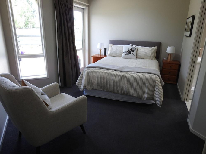 Others 2, Grasslands Bed & Breakfast, Waipa