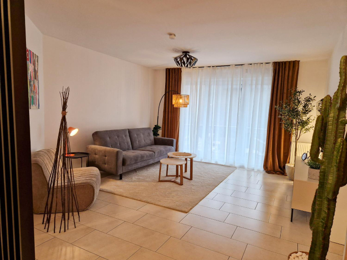 Others 5, Cozy Apartment: Design Superior Suite Zentral - Kuche - Balkon, Cloppenburg