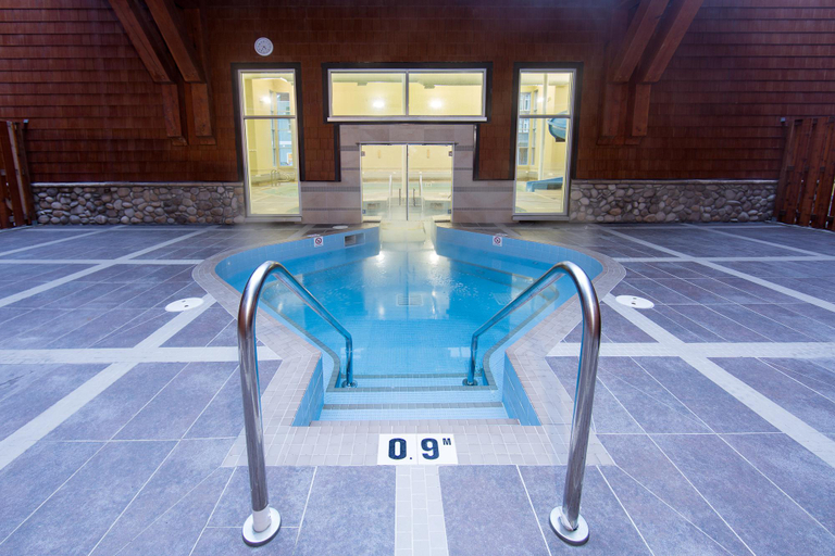 Sport & Beauty 2, Grande Rockies Resort-Bellstar Hotels & Resorts, Division No. 15