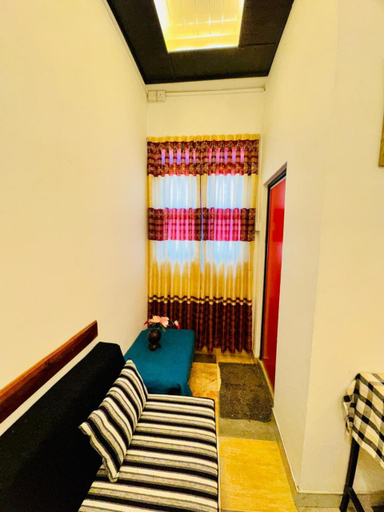 Bedroom 2, Dambulla Tourist Resort, Dambulla
