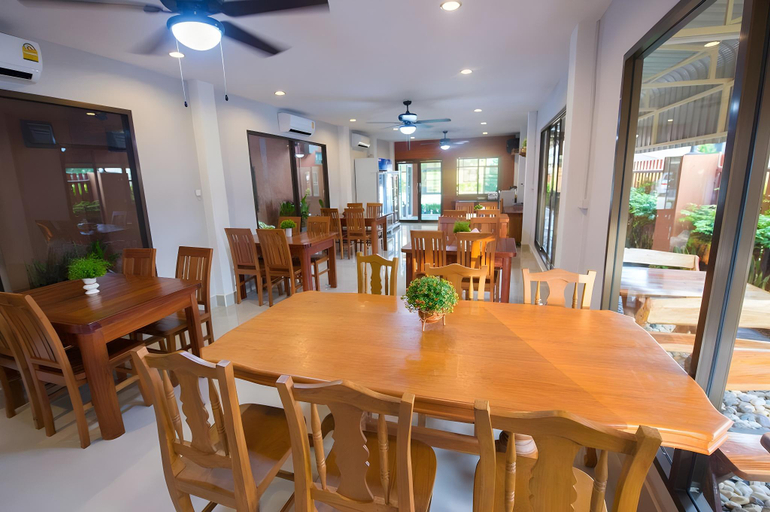 Food & Drinks 4, Srisiam Resort, Muang Kanchanaburi