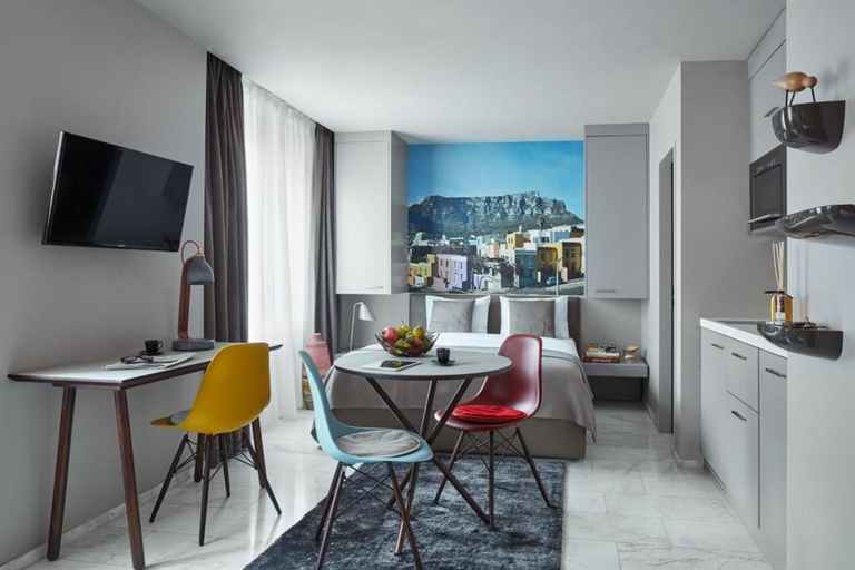 Others 5, Skyreach BizzStay, Frankfurt am Main