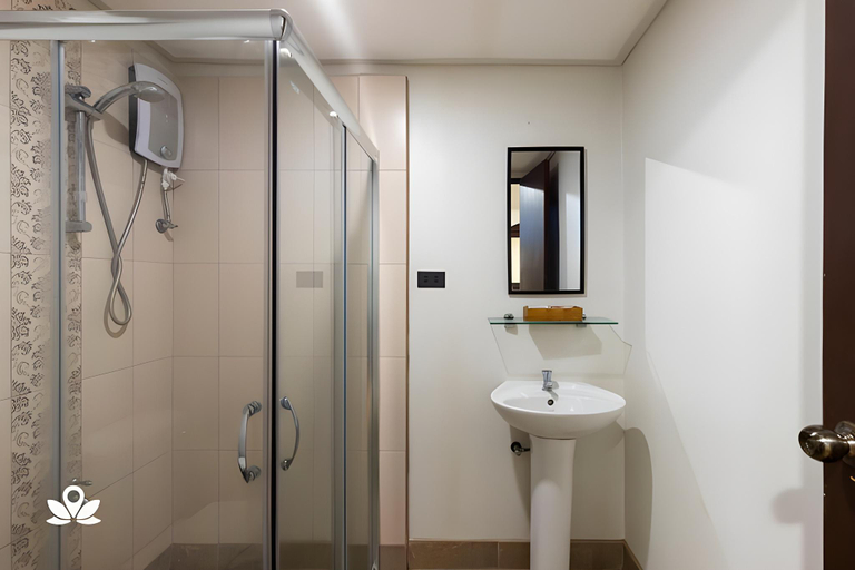 Bathroom 4, Metro Vigan Inn - Annex, Vigan City