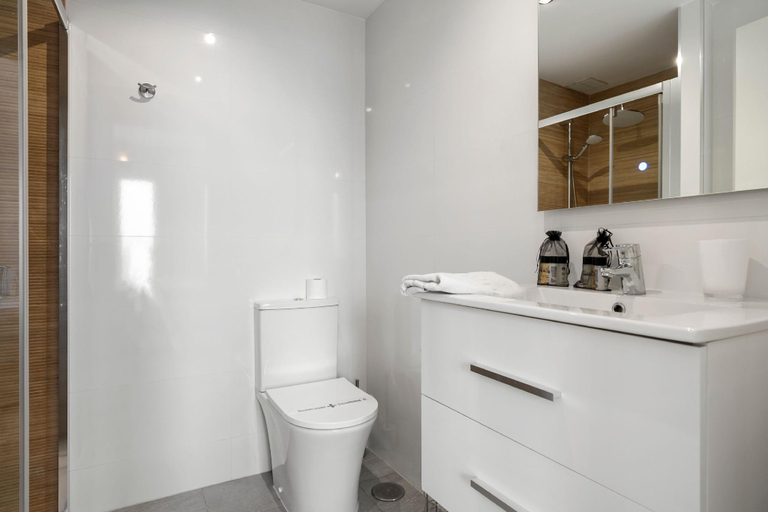 Bathroom 3, Stunning Seaview apartment near Marbella Ref 90, Málaga