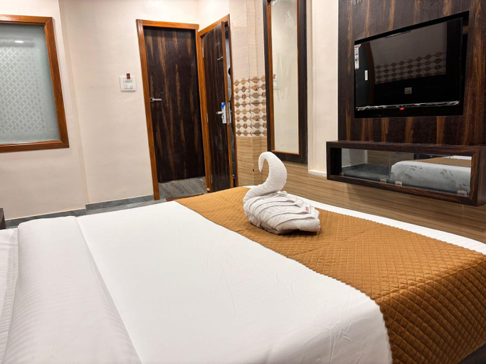 Bedroom 2, HOTEL ARTS PALACE, Mumbai Suburban