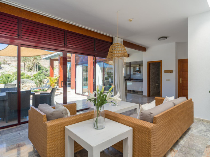 Others 4, Tauro Villas, Las Palmas