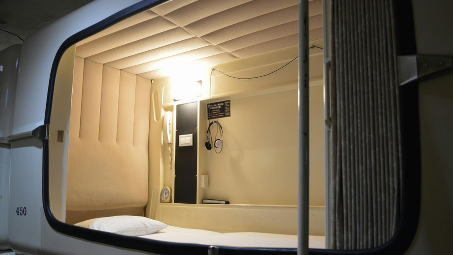 Others 5, Atsugi Capsule Hotel, Atsugi
