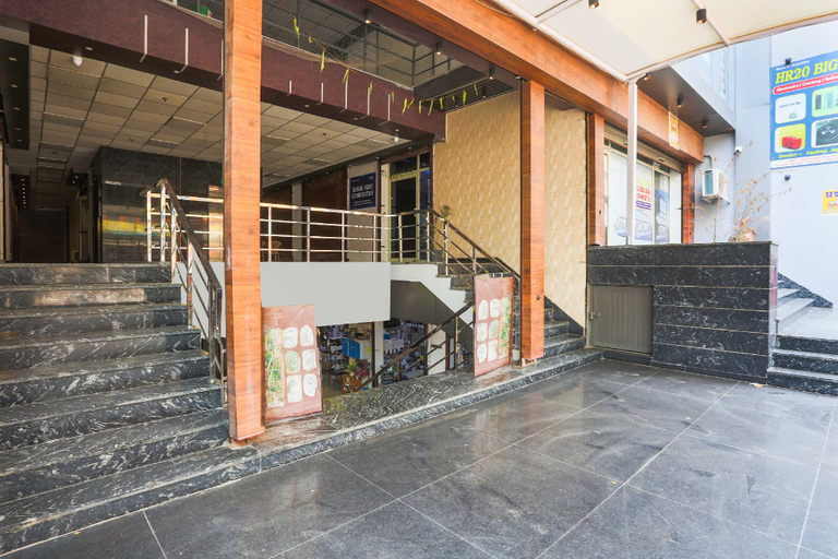 5, Townhouse Oak Hisar, Hisar