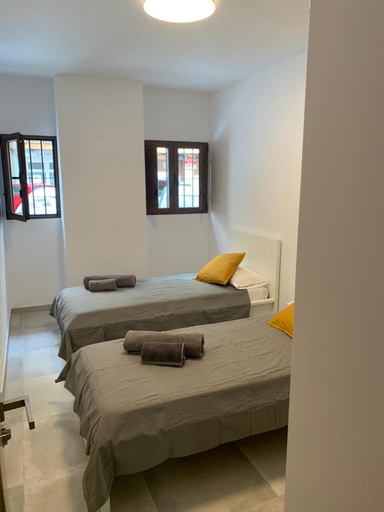 Bedroom 2, Vivienda junto a Ruzafa - 12 PAX y mas, Valencia