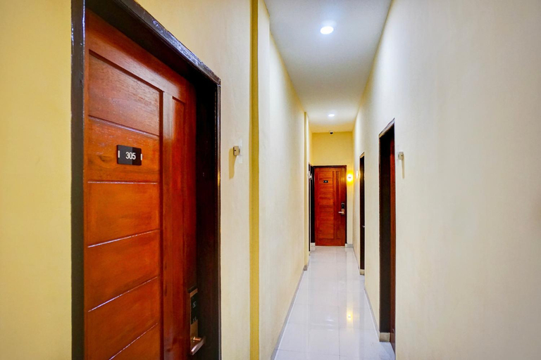 Public Area 5, Hotel O Helvetia Near Plaza Millenium Formerly Sunny Inn, Medan