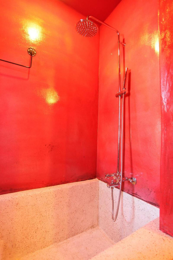 Bathroom 4, A Fei Surf Inn III, Pingtung