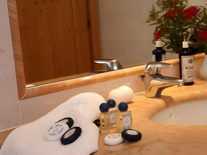 Bathroom 3, Hotel Cristallo, Sondrio