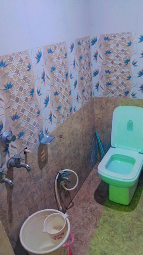 Bathroom 4, Lakshman Guest House Varanasi, Varanasi