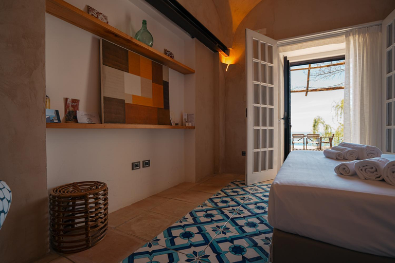 Bedroom 2, Casa Flora, Salerno