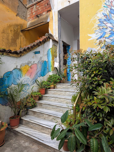 Others 2, Tirana Backpacker Hostel, Tiranës