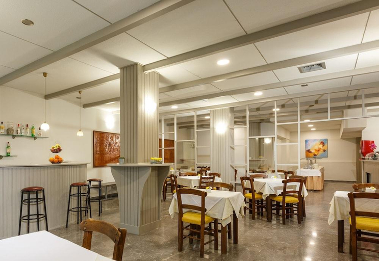 Food & Drinks 5, Asterion Luxury Studios Airport, Crete
