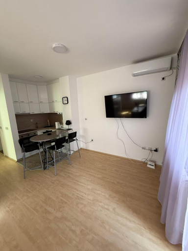 4, Villa Jelena, Loznica