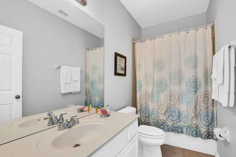 Bathroom 3, NEWLY RENOVATED Townhome, Near Universal & I-Drive, Orange