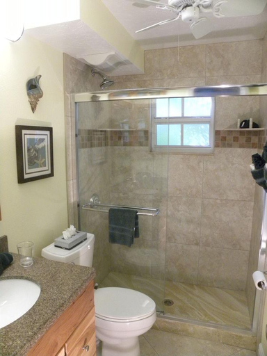 Bathroom 4, Siesta Key Palms, Sarasota