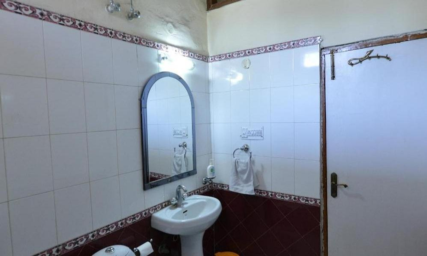 Bathroom 3, Kingfisher Tourist Resort, Ambala
