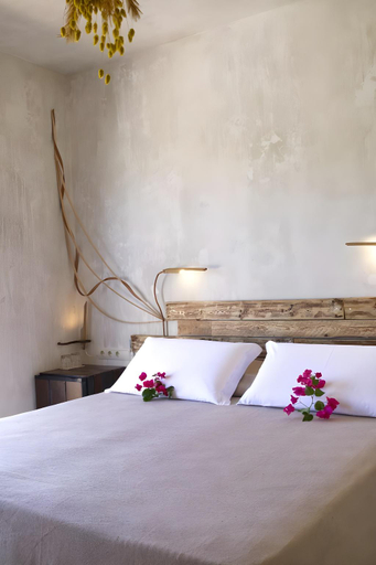 Bedroom 2, Boutique Hostal Salinas, Baleares