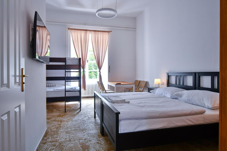 Bedroom 2, Zamek Racice, Vyškov