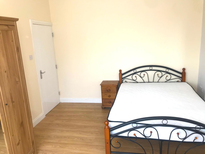Bedroom 2, Thornton Heath, London