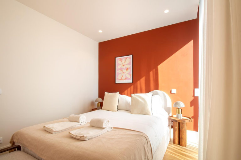 Others 5, Miguel Bombarda House, Porto