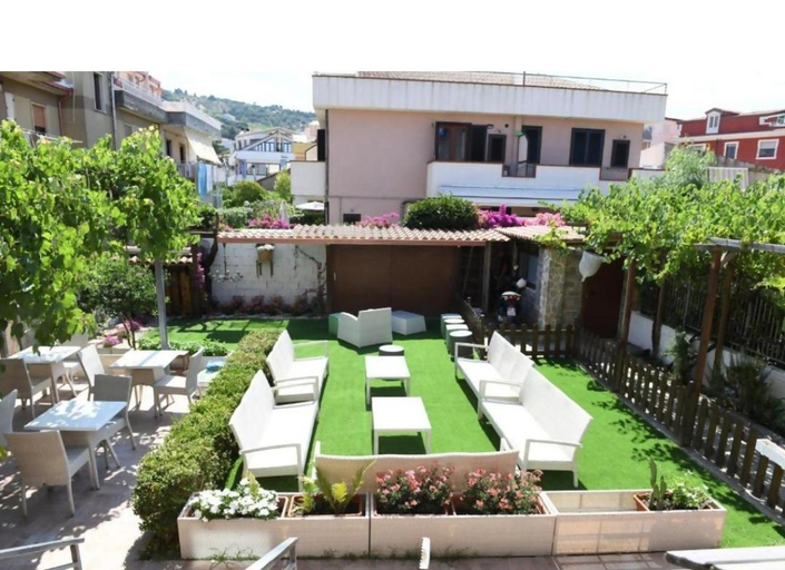 Others 4, Monti' B&B Agropoli Lungomare, Salerno