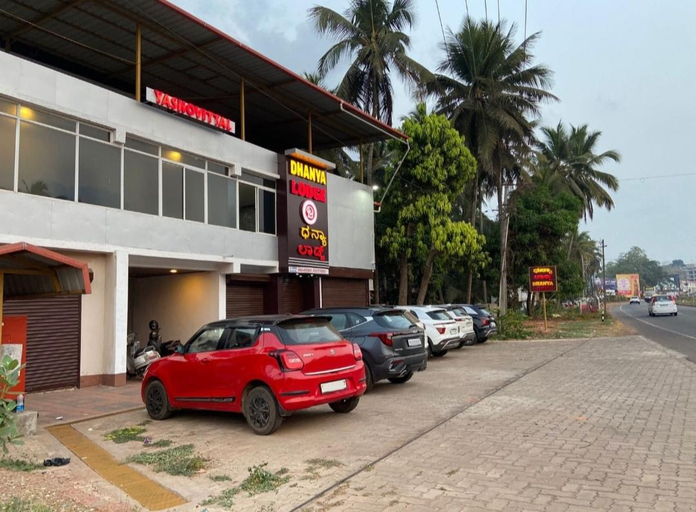 Exterior & Views 5, Dhanya Lodge, Udupi