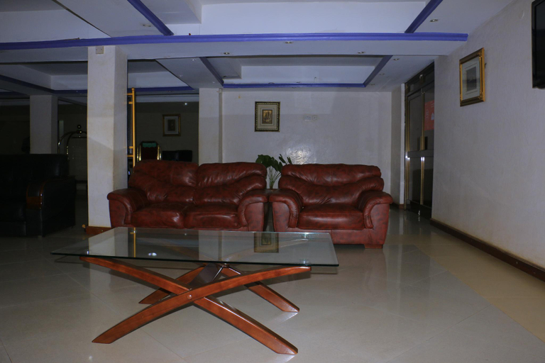 Public Area 3, Holiday Express Hotel, Kampala
