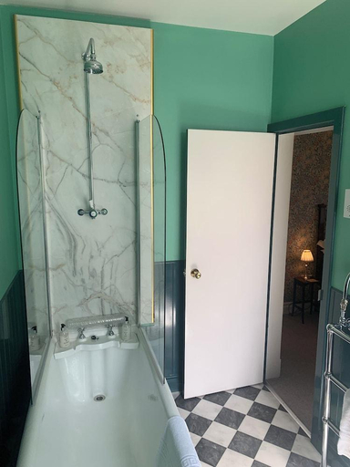 Bathroom 3, Leven House, Perthshire and Kinross