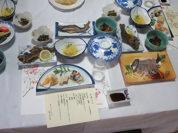 Food & Drinks 5, Minshuku Nakanoya, Nanto