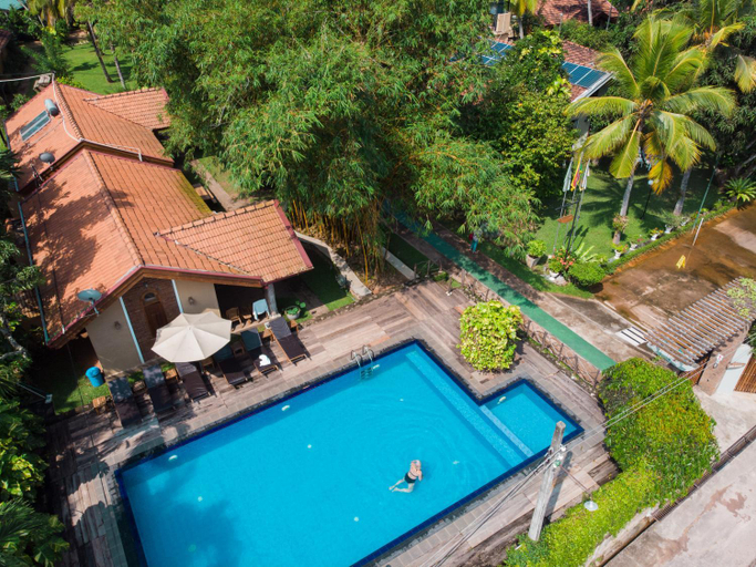 Sport & Beauty 2, Villa Shade, Katana