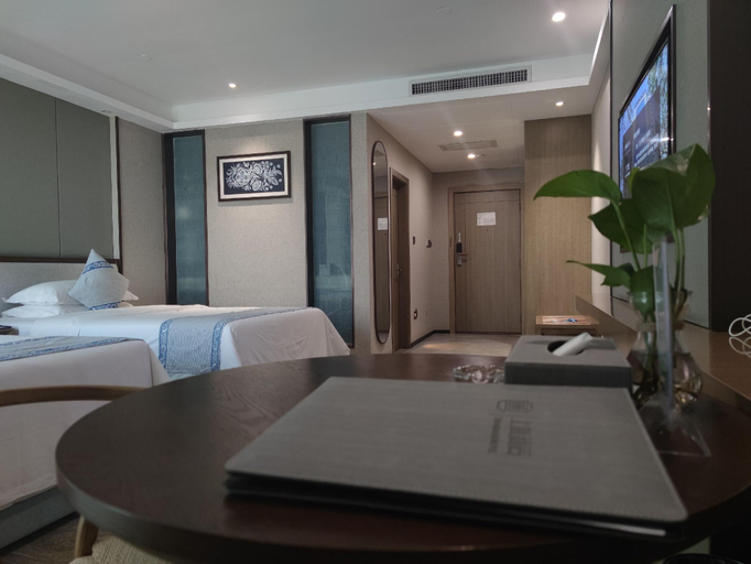 Bedroom 2, Shangshan Hotel, Qianxinan Buyei and Miao