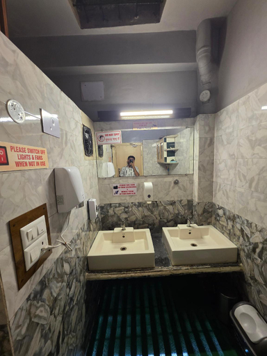 Bathroom 2, AV Dormitory, Sundargarh