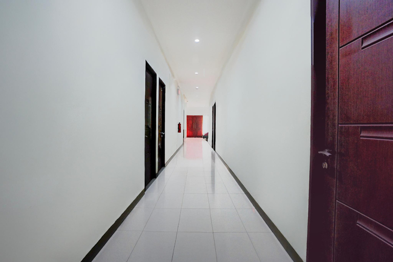Public Area 5, Hotel O 76 Gayungsari, Surabaya