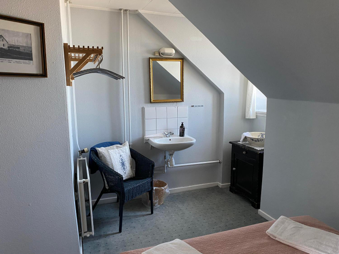 Bathroom 4, Gershøj Kro & Strand Hotel, Lejre