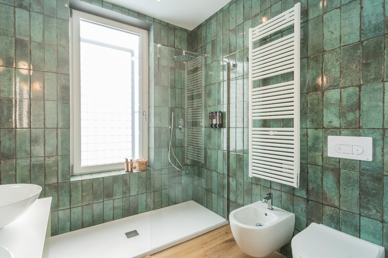 Bathroom 3, Rezia Apartments by Rent all Como, Como